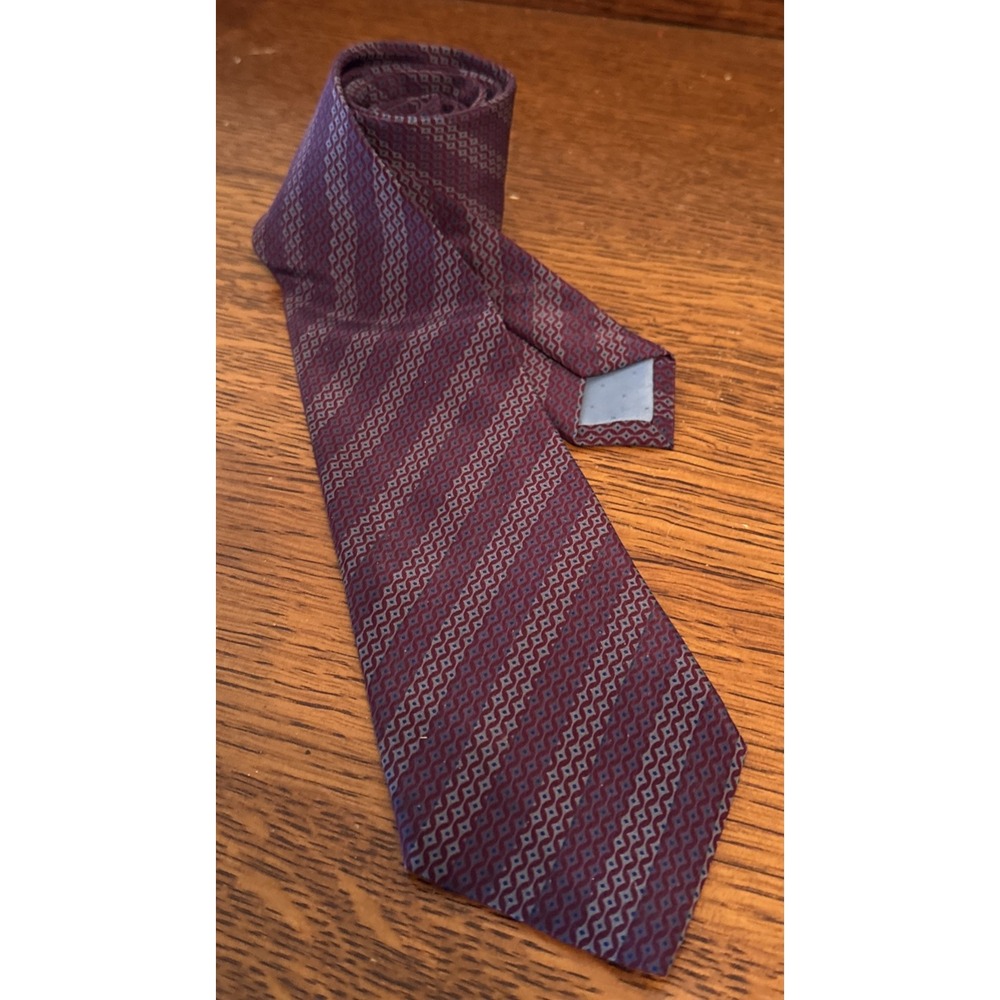Richel Deluxe 100% Silk Made in Spain Maroon and Navy Handmade Tie
